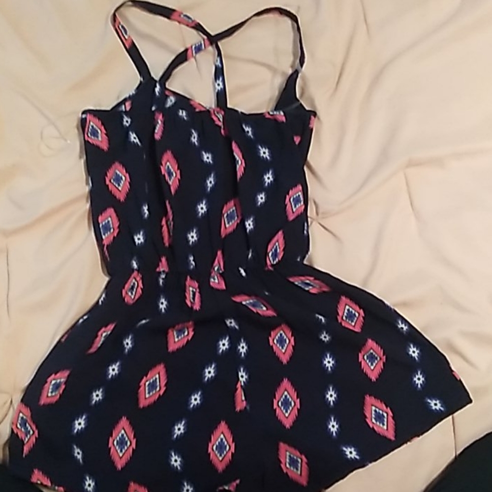 Romper - Picture 2 of 2